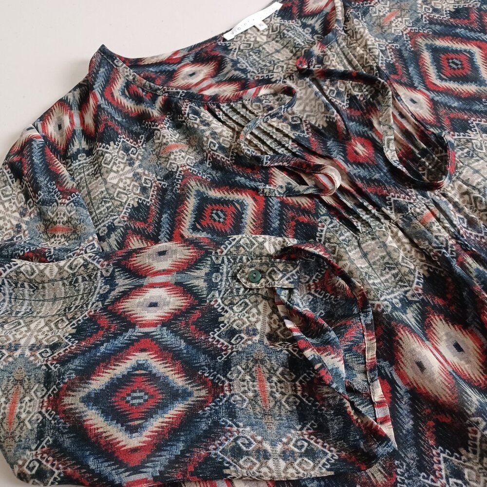 Aztec Pattern Tab Sleeve Blouse - Picture 4 of 16